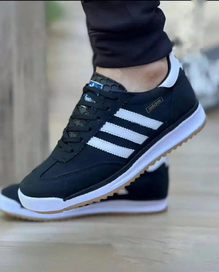 ¡Nueas! Zapatillas Adidas SL
