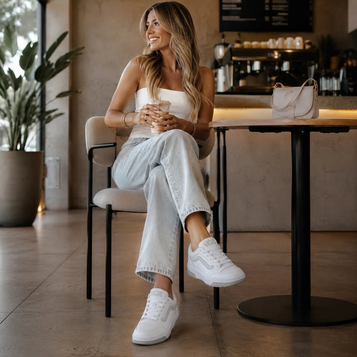¡Nuevos! Tenis Urban NeoWalk®